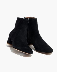 The Jada Boot in Suede in true black image 1 Tee Bag, Clothing Sites, Chic Bags, Boots Fall, 60s Fashion, Kimono Fashion, Boot Shoes Women, Fashion Boots, Bootie Boots