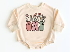 Flower Birthday Girl Bubble Romper Sweatshirt, Baby Bodysuit, Birthday Girl Outfit, Baby Girl Birthday Outfit, Baby Bodysuit, Bubble Romper 💗  Welcome to The WildflowerbyMiley Etsy Shop!  This listing is for the bodysuit, sweatshirt or t-shirt only. All other items that are shown in our photos such as shoes, hats, beanies, blankets etc. are for photo staging purposes and are NOT INCLUDED in the sale. DESCRIPTION:  This baby and children's unisex essential fits like a well-loved favorite. Super soft t-shirts, sweatshirts and baby bodysuits for your little lads and gals meant to showcase their big personalities. Its Excellent quality and vibrant print makes one fall in love with it over and over again.  This adorable piece is the perfect lightweight layer for casual wearing.  This product i Girl Birthday Outfit, Outfit Baby Girl, Flower Birthday, Funny Onesies, Baby Bubble, Birthday Girl Outfit, Bubble Romper