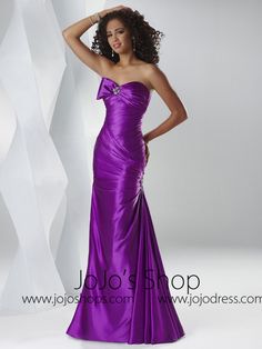 Purple Fit N Flare Graduation Prom Evening Formal Dress HB2021D Petite Gowns, Pageant Evening Gowns, Beauty Pageant Dresses, Satin Bridesmaid Dress, Strapless Prom Dresses, Purple Prom Dress, Cheap Evening Dresses, Sweetheart Prom Dress, Beaded Prom Dress