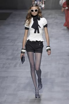 Miumiu Runway, Runway 2000s, Grey Coquette, Trashion Fashion, Mode Gossip Girl, 2007 Runway, Magdalena Frackowiak, High Fashion Runway