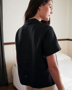 Say hi to relaxed, laidback luxe. Throw on this collared short sleeve with anything to level up a day-to-day fit. The boxy cut will pair with our linen shorts or pants to create your dream resort-life look. Our linen is made from 100% European flax, which is more sustainable and less resource-intensive to grow. Linen is the ultimate year-round fabric because it's breathable and naturally heat-regulating.  | Quince | Women's Short Sleeve Shirt in Black, Size Small, Linen Breathable Clothes, Linen Short Sleeve, Classic Blouses, Linen Tank, Short Sleeve Shirt Women, Linen Short, European Linens, Linen Shorts, Linen Clothes