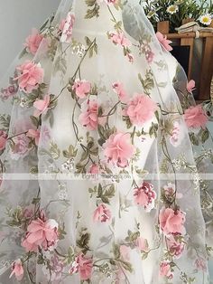 A-Linie Blumen Abschlussball Cocktailparty Valentinstag Kleid Schmuck Ärmellos Kurz / Mini Satin mit Applikationen 2022 2022 - € 135.39 Burgundy Homecoming Dress, Organza Lace, Mini Prom Dresses, Dress With Flowers, Tulle Homecoming Dress, Cheap Homecoming Dresses, Bridal Lace Fabric