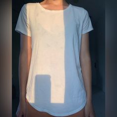 Brand New W/O Tags White Not Sure What Size But Could Fit Up To A 6 I’m A 4 White Casual Tops For Light Exercise, Lululemon Tops, Lululemon Athletica, Brand New, Womens Tops, Tops & Tees, White, Women Shopping, Color