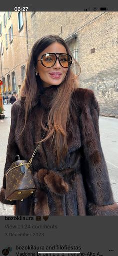 Vogue Paris Street Style, Lisa Vidal, Lv Store, Instagram Outfits, Paris Street Style, Winter Fits, Vogue Paris, Minimalist Fashion, Cool Style