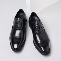 Occasion : Office Career Shoes Type : Derby Shoes Fit : Fits true to size, take your normal size Season : Spring/Autumn Model Number : 80384 Closure Type : Lace-up Pattern Type : Solid Lining Material : PU Insole Material : PU Outsole Material : Rubber Toe Shape : Pointed toe Upper Material : Split Leather Brand Name : NoEnName_Null Department Name : ADULT size : 38-44 Tips: 1. This is NOT Standard EUR \ US Size.  2. The foot length is the only standard for customers to choose the right size. 3. Mens Business Shoes, Oxford Shoes Men, Popular Shoes, Mens Shoes Casual Sneakers, Business Shoes, Leather Dress Shoes, Mens Formal, Formal Business, Breathable Shoes