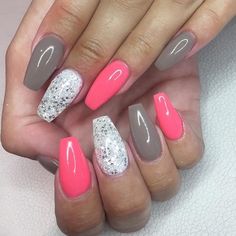 Grey Nails, Gel Pedicure, Pedicure Designs, Short Acrylic Nails Designs, Fancy Nails, Short Acrylic Nails