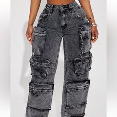 New With Tags Very Cute & Fashionable Jeans Can Be Dressed Up Or Down Wash Jeans Outfit, Forarm Tattoos, Outfits Girl, Denim Cargo Pants, Black Cargo Pants, Black Ripped Jeans, Jeans Cargo, Fashion To Figure, Inspo Outfit