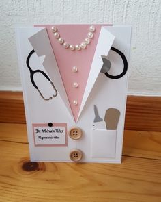 a card with some buttons attached to it