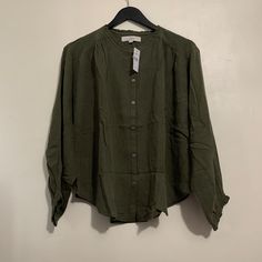 Lightweights Striped Green Blouse With Button Cuffs For Fall, Green Fall Daywear Tops, Chic Olive Blouse For Fall, Green Tops For Fall Daywear, Green Tops For Daywear In Fall, Casual Olive Blouse For Fall, Olive Tops With Button Closure For Work, Olive Workwear Tops With Button Closure, Olive Long Sleeve Top With Buttons