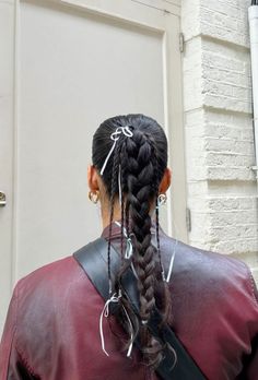 Split Ponytail Hairstyles, Plait Hairstyles, Nye Hairstyles, Mixed Curly Hair, Banana For Hair, Plaits Hairstyles, Creative Hairstyles, Ponytail Hairstyles