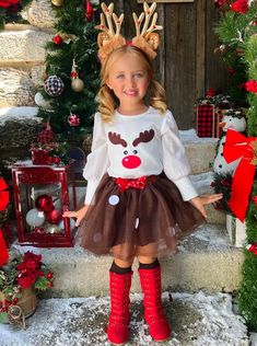 Christmas Outfits For Kids, Reindeer Applique, Reindeer Outfit, Outfits For Kids, Face Embroidery, Toddler Flower Girls, Reindeer Face, Winter Parties