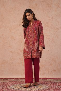 This Woollen Suit Set is laden with eloquent weaves in beautiful hues. This set makes for a versatile must-have. It will provide you with much-needed comfort and warmth this winter season. Order yours now!  *Dry Clean only SPECIFICATIONS: Color Red Fabric Wool Blend Product Code Sifat12 Suit Coord Set, Winter Traditional Outfits Women, Kurta Coord Sets For Women, Woollen Kurta Designs Women, Coord Sets For Women Winter, Winter Kurta Design, Winter Outfit For Wedding, Traditional Winter Outfits, Beautiful Suit Design