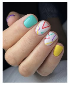 Gel Nails For Summer, Fur Coat Plus Size, Nails Bright, Summer Gel Nails, Hot Haircuts, Nails For Summer, Short Gel Nails, Coat Plus Size, Colorful Nail