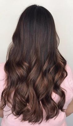 Rose Highlights, Brown Hair Cuts, Highlights Brunette, Women Haircut, Women Haircuts, Chocolate Brown Hair, Balayage Hair Dark