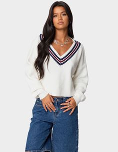 Cozy Up In This Super Cute And Preppy Knit Sweater. Its Contrast V-Neckline Gives It A Twist On A Closet Staple And You'll Find Yourself Wearing It Everywhere. Sweater. V-Neckline. Striped Detailing. Knit Fabric. 40% Rayon, 40% Polyester, 20% Nylon. Model Wears Size S. Model Height Is 5'8. Item Care: Hand Wash At Maximum Of 30ºc, Do Not Bleach, Do Not Tumble Dry, Iron At A Maximum Of 110ºc, Do Not Dry Clean. | Edikted Lauryl V-Neck Sweater Prada Sweater, Pullover Mode, Women's Chaps, Cozy Knit Sweater, Knit Tunic, Sweaters Online, Classic Outfits, Tunic Sweater, Cozy Knits