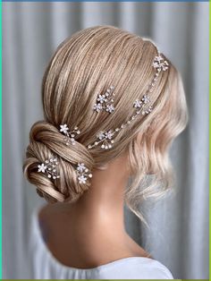 Beautiful wedding hair accessories, silver floral hair vine and sparkly hair pins. Stunning bridal hairstyling by Kasia Fortuna Bridal Hair Chain, Jasmine Hair, Sparkly Hair Accessories, Statement Hair, Bohemian Hair, Sophisticated Hairstyles