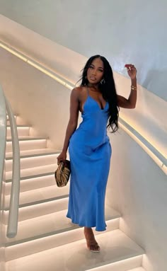 Ig@ashley_gana Outfits Baddie Aesthetic, Puerto Rico Outfits, Jamaica Outfits, Blue Slip Dress, Butterfly Print Dress, London Kensington, Bar Hopping, Dress Night Out, Nye Outfits