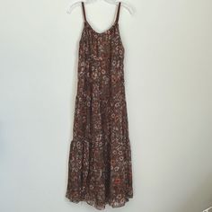 This Is A Beautiful, Light Weight Summer Dress Made Out Of Silk Blend Fabric. The Outer Fabric Is See Through, But It Has Lining. Comes From Smoke Free Home. Dark Green Mini Dresses, Empire Maxi Dress, Halter Prom Dresses, Strapless Prom Dress, Gold Bridesmaid Dresses, Reformation Dress, Maxi Gown Dress, Green Mini Dress, Tank Top Dress