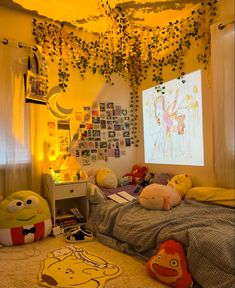 korean room inspiration kawaii inspo small room low bed aesthetic colorful interior Tiny Rooms Aesthetic, Low Bed Decor Bedroom Ideas, Sunset Lamp Room Ideas, Warm Lamp Light Bedroom, Room Lights Decor Small Bedrooms, No Sunlight Room Ideas, Bedroom With Low Bed, Low Bed Aesthetic, Warm Lamp Bedroom