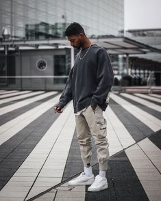 Men's Urban Fashion, Bf Outfits, Winter Outfits Men Streetwear, Mens Fall Outfits, Vibe Board, Mens Street Style Summer, Streetwear Ideas, Guy Fits