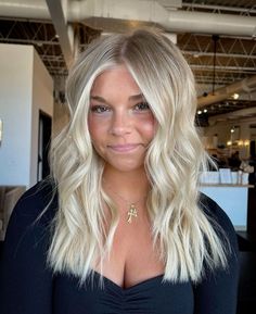 #BlondeHairGoals #BlondeTransformation #HairMakeover #BlondeBeauty #BlondeAmbition #HairInspo #BlondeBombshell #BlondeJourney #NewHairWhoDis #BlondeVibes #HairTransformation #BlondeLife #BlondeHighlights #BlondeObsessed #BlondeMagic Natural Grey Hair, Blonde Hair Goals, Jack Martin, Perfect Blonde Hair, Icy Blonde Hair