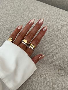 Nye Nails, New Years Eve Nails, April Nails, Pearl Nails, Nagel Inspo, New Year's Nails, Cat Kuku, Neutral Nails