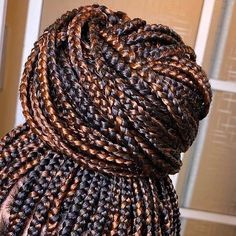 Licensed African Stylist 🇱🇷🌍 on Instagram: "✨ Knotless Braids ✨ (color 1b and 30) . . . . . . . #knotlessboxbraids #springtwist #africanstylist #hairbywenia #passiontwist #africanbraider #crochetbraids #knotlessboxbraids #knotlessbraids #knotlessbraids #protectivestyles #miamihairstylist #extensions #braids #naturalistas #specials #colorist #miamifauxlocs #fauxlocs #haircare #noknotbraids #noknot #dopehairstylist #celebrityhairstylist #marleytwist #braidstyles #miamihairstylist #lauderhillhairstylist #tamarachairstylist #sunrisehairstylist" 1b And 30 Knotless Braids, Twist Knotless Braids, 30 Knotless Braids, Knotless Braids Color, Extensions Braids, Braids Color, Spring Twists, Marley Twists, Celebrity Hair Stylist