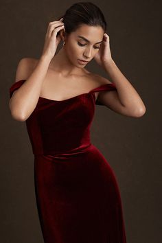 Velvet Bridesmaid Dresses, Maid Of Honour Dresses, Affordable Bridesmaid Dresses, Shoulder Stretch, Red Velvet Dress, Red Bridesmaid Dresses, Jenny Yoo, Column Gown, Stretch Velvet