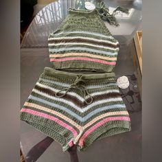 Brand New Striped Knitted Crop Top And Shorts Set, Never Worn Before. Tags Still Attached Knitted Crop Top, Crop Top And Shorts, Knit Set, Shorts Set, Skirt Leather, Sweatshirt Shirt, Short Sets, Jean Shirts, Casual Skirts