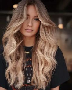 Discover the Hottest New Spring Hair Colors of 2024 Cowboy Copper Hair, Spring Hair Color Trends, Tattoo Nails, Hairstyles Anime, Cowboy Copper, Fall Blonde Hair, Smink Inspiration, Blonde Hair Inspiration