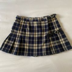 Cream And Navy Blue Plaid Style Skirt Perfect For Fall, Never Used With Tags On, Thick And Heavy Material. Cara Skirt, Brandy Melville Skirt, Plaid Skort, Floral Wrap Skirt, Brandy Melville Skirts, Red Plaid Skirt, Burgundy Skirt, Checkered Skirt, Leopard Print Skirt