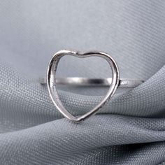 925 Sterling Silver Heart Ring, Simple and plain Heart Ring, Women Wedding, Heart Ring, Dainty promise Ring, loves Silver Ring, love Jewelry METAL: - STERLING SILVER RING SIZE:- ALL SIZES AVAILABLE PURTY:- 925 Shipping:- All the parcels will be shipped with in 1-2 days of purchase... Payment:- We accept payment through PAYPAL only.... I make every effort to picture each item as realistic as I can but colors can be slightly different due to screen calibrations. Please feel free to ask any questio Dainty Promise Ring, Silver Heart Ring, Love Jewelry, Jewelry Metal, Ring Simple, Ring Women, Rings Simple, Sterling Silver Heart, Promise Ring