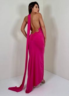 Made for moments of dramatic entrance, this maxi dress is crafted from luxuriant, lightweight fabric and comes with a breathtaking train and an o-ring detail that will turn heads. Feminine and elegant, its backless design and silhouette will make it a timeless piece in your wardrobe. Fit Type: Regular Fit Fabric: High Stretch Material: Polyester, Elastane Backless Maxi Dress With Keyhole Back For Night Out, Evening Backless Maxi Dress With Sweep Train, Chic Backless Prom Gown, Chic Maxi Dress With Sweep Train For Gala, Backless Maxi Dress For Night Out, Chic Backless Dress With Sweep Train, Maxi Length Backless Party Dress, Chic Backless Dresses With Sweep Train, Stretch Floor-length Backless Dress For Evening