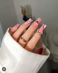 Cute Nail Art, Stick On Nails, Heart Nails, Nail Art Hacks, Cute Nail Designs, Valentines Nails, Nail Kit