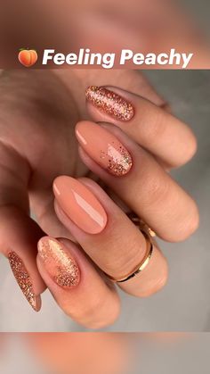 Classy Oval Nails Fall, Dip Nail Designs Fall, Dip Powder Nails Fall 2022, Fall Wedding Nails Bridesmaid, November Nail Ideas Short, Fall Beach Nails, Boho Fall Nails, Late Summer Nail Ideas, Late Summer Nails