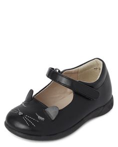 FABRICATION: 100% faux leather upper and lining, rubber outsole; imported CLOSURE: Hook-and-loop FEATURES: Embroidered cat face, with heart stud nose and 3D ears Part of our shoePLACE® collection. Toddler Girls Uniform Embroidered Cat Mary Jane Shoes | The Children's Place Toddler Girls Embroidered Cat Mary Jane Shoes | Size 8T | Black | 100% Faux Leather Sparkly Ballet Flats, Gold Dress Shoes, Mary Jane Shoes Black, Embroidered Cat, Play Shoes, Cat Shoes, Slip On Dress Shoes, Girls Flats, Baby Shoe Sizes