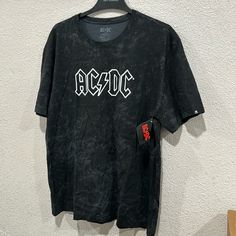 Acdc T-Shirt Size Xl Acdc Tshirt, Acdc Shirt, Black Gray, Black And Grey, Tee Shirts, Mens Shirts, Man Shop, Grey, T Shirt