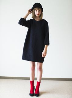 SINDEE 14A/W 「ARABESQUE OP」 A Line Black Dress, Baggy Sweater, Red Socks, Woman In Black, Look At You, School Fashion, Trendy Dresses, Look Cool