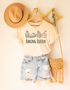 ABOUT OUR Baking Shirt: PRODUCTION TIME: 1-3 days (Usually 2 days) SHIPPING TIME: 2-5 days (Usually 3 days) PRODUCT DESCRIPTION: Bella Canvas Unisex T-shirt Super soft cotton and excellent quality print makes. 100% Soft cotton (fibre content may vary for different colors) Light fabric (4.2 oz/yd² (142 g/m Runs true to size Our Relaxed Fit Tee (Bella + Canvas style 3001) is a unisex style that runs a touch small for men, and about a half a size large for women. It's a relaxed fit and is soft and cozy. * For T-shirt Sizes Please refer to the Listing Image. CARE INSTRUCTION: Machine wash: warm (max 40C or 105F); Non-chlorine: bleach as needed; Tumble dry: low heat; Iron, steam or dry: medium heat; Do not dryclean PRINTING METHOD: DTG printing method is used for these shirts. A process of prin Cute Baker Outfit, Bakery Tshirt Designs, Bakery Shirts Design, Bakery Shirt Ideas, Baking T Shirts Design, Baking Crew Shirt, Christmas Baking Gifts, Funny Baking Shirts, Cookie Shirt