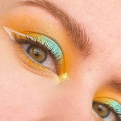 Yellow Makeup Ideas, Honey Makeup, Uh Huh Honey, Yellow Makeup, Rave Fits, Face Art Makeup