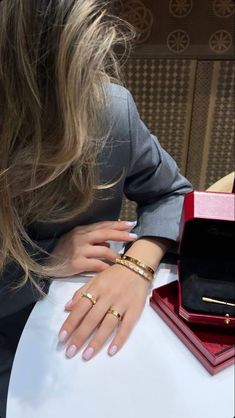 October Nail Ideas, Luxury Couple, Classy Watch, Price Increase, Luxury Lifestyle Dreams, Expensive Jewelry, Jewelry Lookbook, Rich Girl