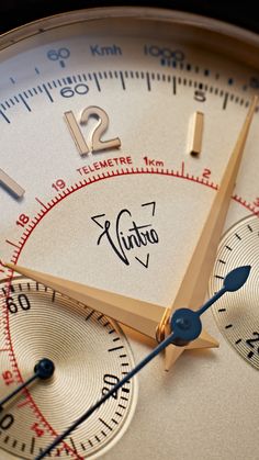 Vintro Watches – Le Mans 1952: Retro-Chronograph Wall Clock, Clock, Quick Saves