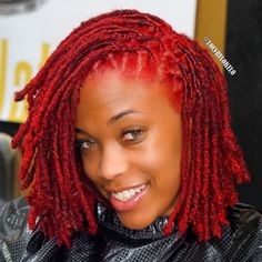 Red Short Locs, Red Locs Hairstyles, Ruby Red Hair Dye, Red Locs Black Women, Colored Locs Black Women, Locs Color Ideas Black Women, Dreads Black Women, Ruby Red Hair