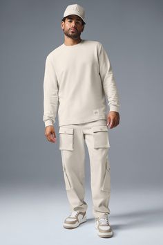 Thick and substantial with just-right drape, think of the Double Take as a leveled-up version of your favorite long sleeve. The fit is a touch oversized (in a cool way, not a slouchy way) with slightly extended sleeves, ribbed cuffs and a slightly extended hem. Wear it with baggy cargos, casual shorts or any time you want to look put-together with minimal effort. Alo Yoga Relaxed Fit Sweatshirt For Fall, Alo Yoga Long Sleeve Tops With Ribbed Cuffs, Alo Yoga Relaxed Fit Crew Neck Sweatshirt, Alo Yoga Oversized Sweatshirt For Fall, Alo Yoga Casual Fall Sweatshirt, Alo Yoga Casual Relaxed Fit Sweatshirt, Alo Yoga Casual Sweatshirt With Relaxed Fit, Oversized Alo Yoga Tops For Loungewear, Alo Yoga Relaxed Fit Cotton Top