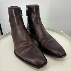 Men’s Gucci Brown Leather Almond Toe Boots 10. In Excellent Pre-Loved Condition. Purchased For $1300 Retail. Has Been Stored In A Dust Bag And Conditioned/Cleaned Routinely. Please Review All Photos As They Are The Actual Condition Of The Boots. Offers Are Welcome! 5 Star Seller! Same Or Next Day Shipping! Discounts On Bundles! Luxury Men's Goodyear Welted Boots, Gucci Men's Calf Leather Boots, Luxury Men's Oiled Leather Boots, Luxury Brown Wingtip Boots, Luxury Cognac Men's Boots, Almond Toe Boots, Toe Boots, Gucci Shoes, Shoes Men