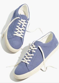 Brand new no box Most Popular Shoes, Vintage Skate, Top Sneakers Women, Popular Shoes, Buy Shoes Online, Lace Up Sneakers, Sperry Sneaker, Footwear Design Women, 8 M