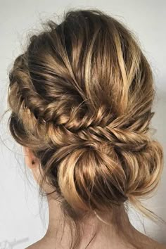 Fishtail Braid Updo, Bridal Hair Inspiration, Elegant Wedding Hair, Best Wedding Hairstyles, Fishtail Braid, Cool Braids, Penteado Cabelo Curto, Trending Hairstyles, Braided Updo