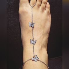 Siver Toe Anklet With Butterfly Charms Hanging. New Ready To Ship. I Don't Accept Returns Or Ship Out Of The Us Or Accept Returns Or Ship Out Of The Us. Silver Adjustable Anklets For Spring, Adjustable Silver Anklets For Spring, Crystal Tassel Necklace, Butterfly Anklet, Gold Link Chain, Orange Crystals, Sterling Bracelets, Silver Bead Bracelet, Daisy Earrings