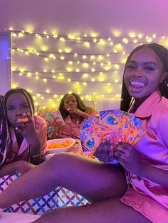 Girls Night Black Girls Sleepover, Black Sleepover, Matching Pajamas Friends Sleepover Black, Trio Sleepover, Girls Pajamas Party, Halloween Sleepover, Girl Sleepover, Girl Sleeping, Go Best Friend