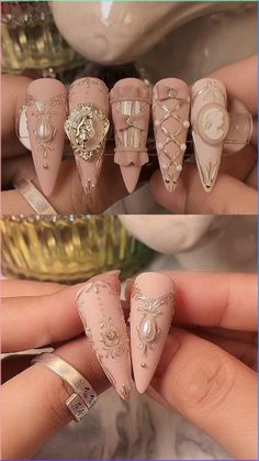 Before you think that easy nail designs are doomed to look cheap, let us show you some magnificent ideas you can do in just three steps. No one will guess it’s DIY! Easy Nail Designs, Beauty Tutorial, Fake Nails Designs, Art Deco Nails, Asian Nails, Beauty Nails Design, Nail Art Designs Diy, Nail Art Designs Videos